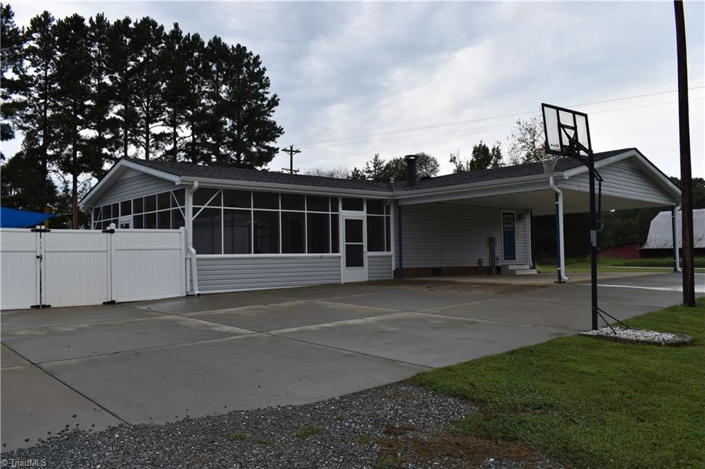 8620 Snow Camp Road Snow Camp, NC 27349 - Photo 10 of 40 Gallery Image 10