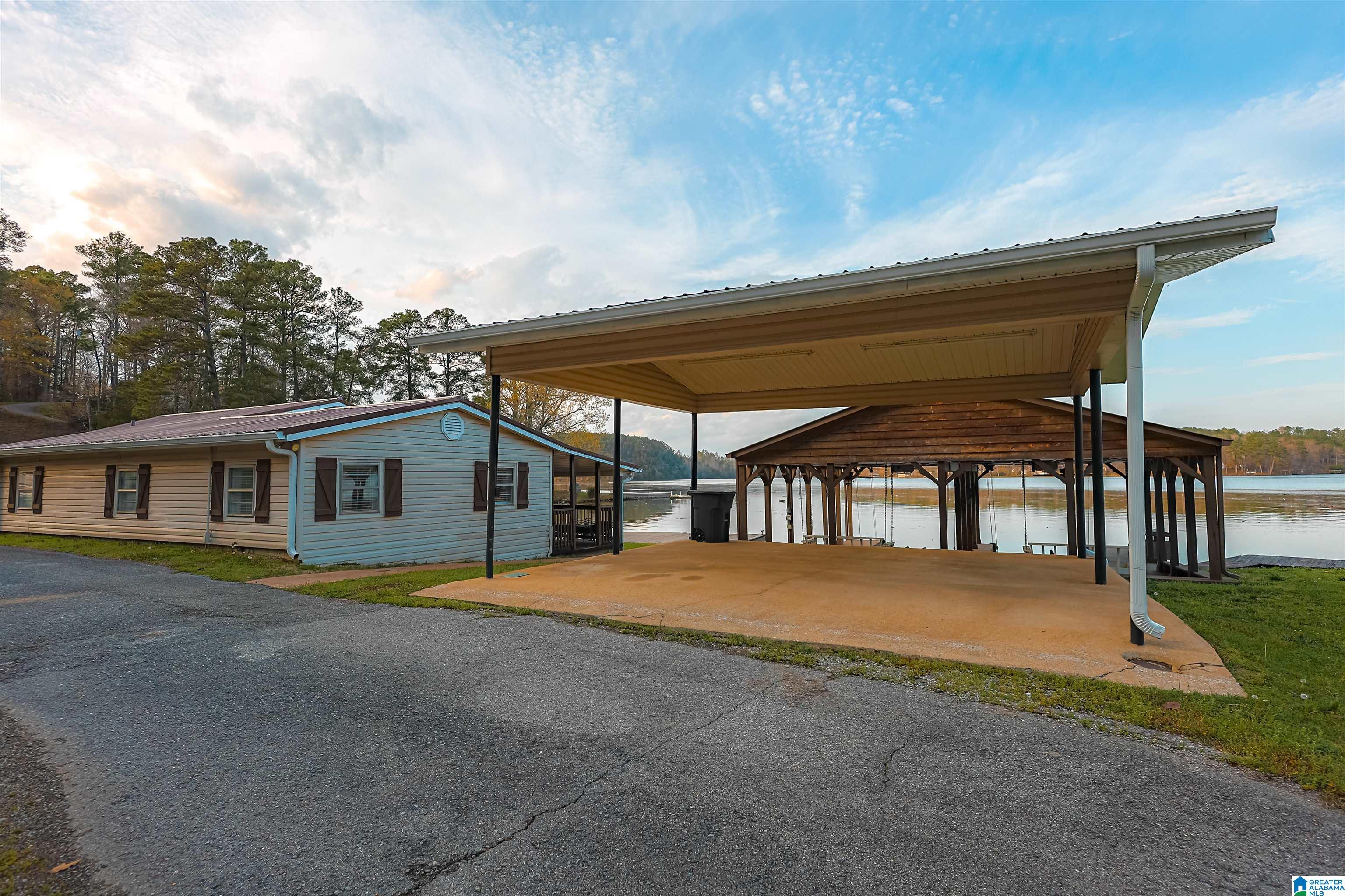 357 St Charles Avenue Adger, AL 35006 - Photo 6 of 44