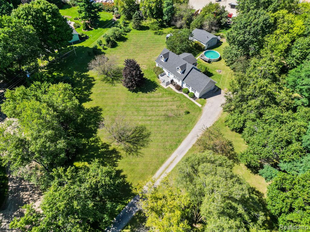 1288 Taylor Road Brighton, MI 48114 - Photo 14 of 56