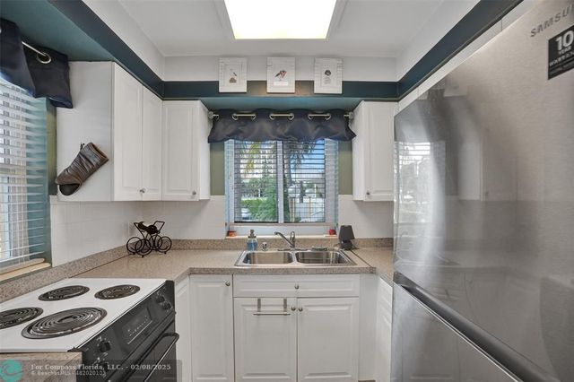 $250,000 | 1410 South Ocean Boulevard, Unit 1F, Lauderdale-by-the-Sea, FL 33062