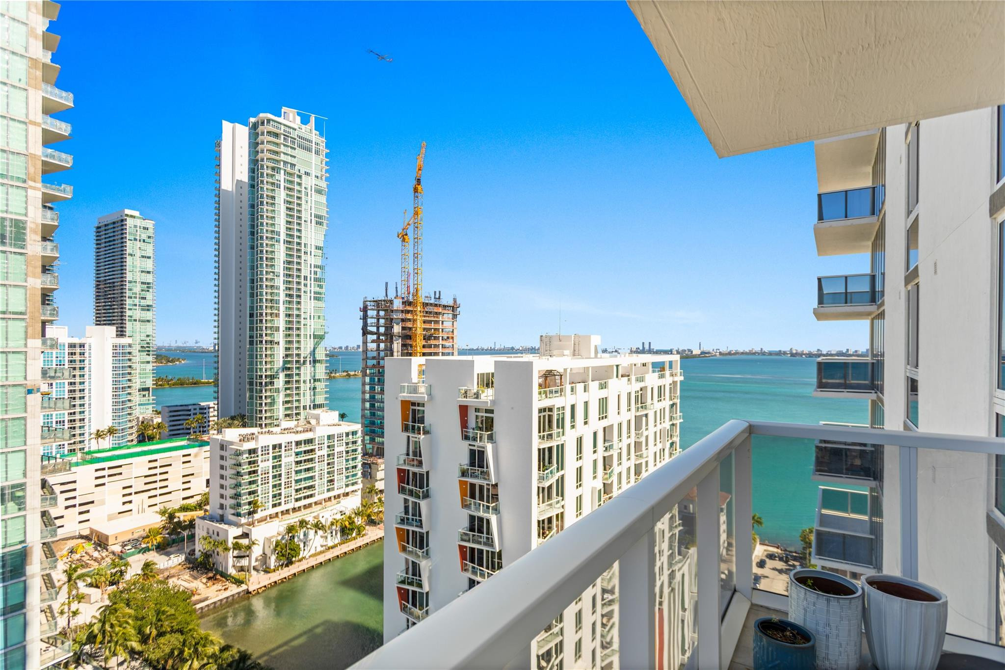 600 Northeast 27th Street, Unit 2301 Miami, FL 33137 - Photo 12 of 77 a view of city with balcony