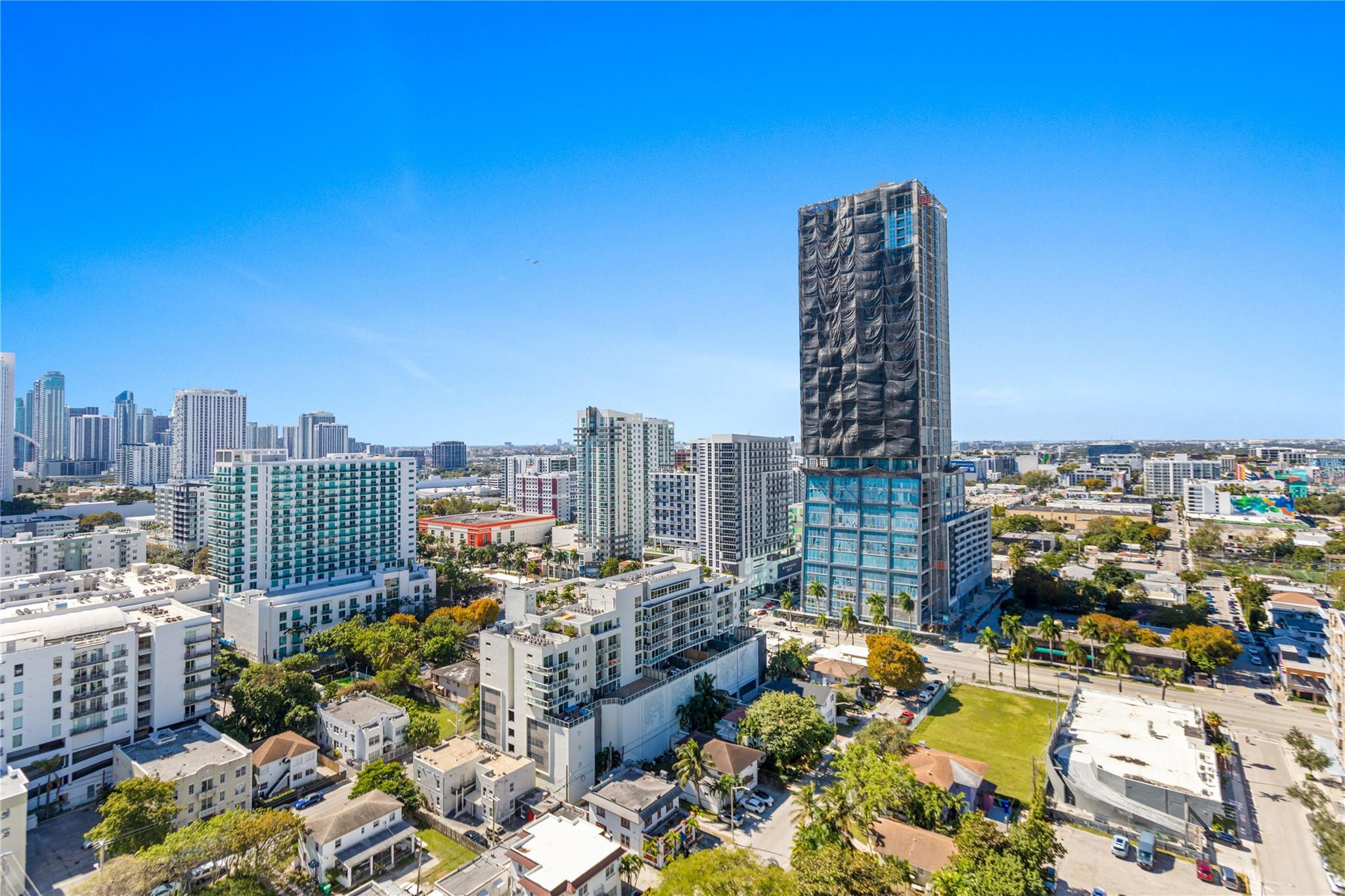 600 Northeast 27th Street, Unit 2301 Miami, FL 33137 - Photo 14 of 77 a view of a city with tall buildings