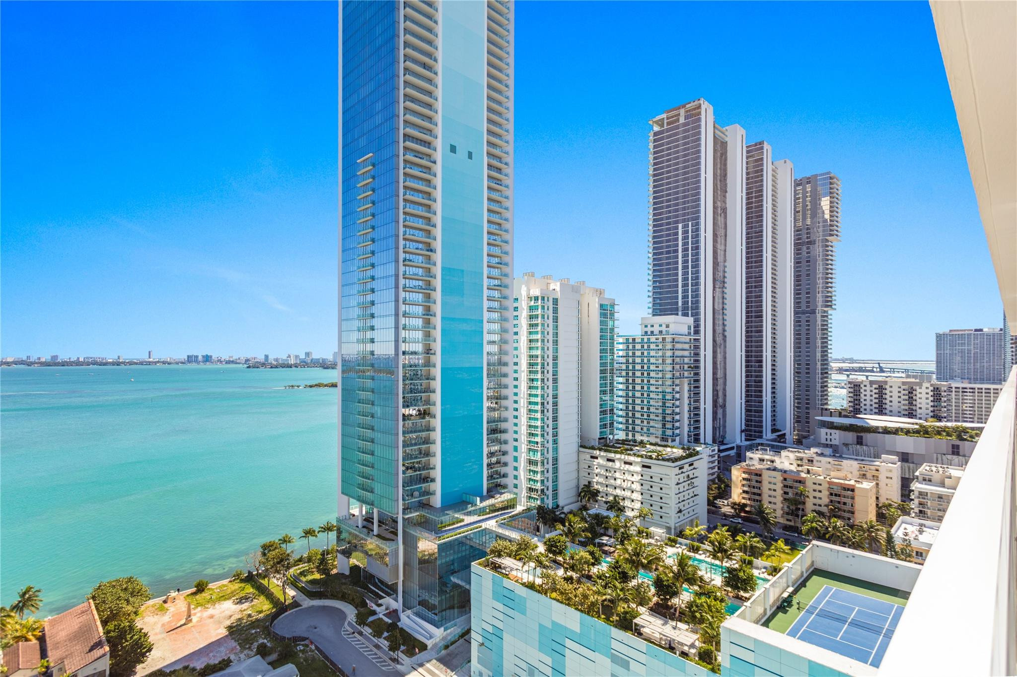 600 Northeast 27th Street, Unit 2301 Miami, FL 33137 - Photo 22 of 77 Photo 22