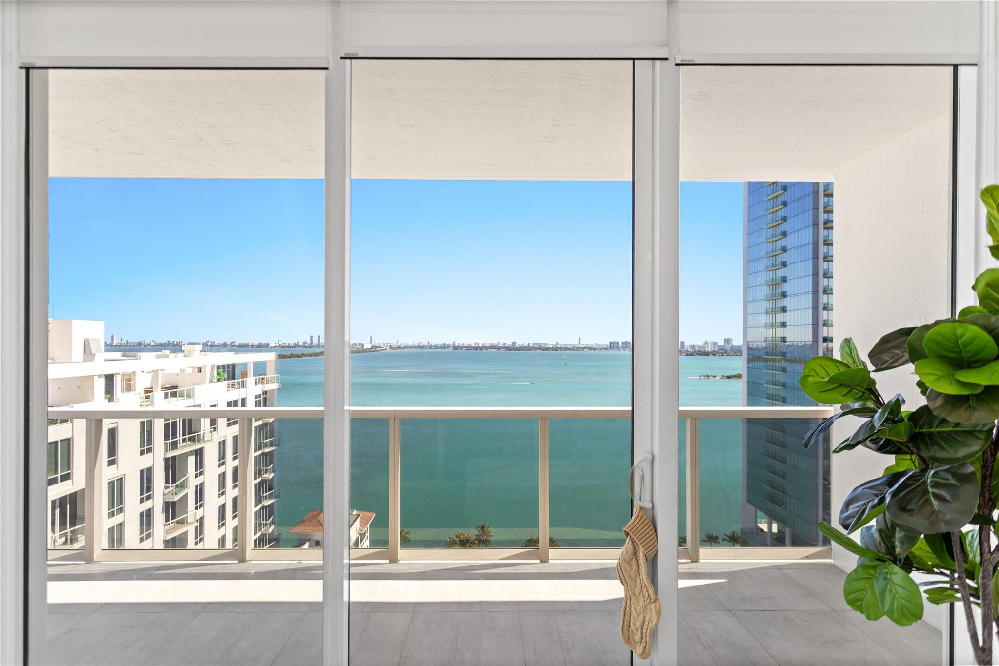 600 Northeast 27th Street, Unit 2301 Miami, FL 33137 - Photo 44 of 77 Photo 44