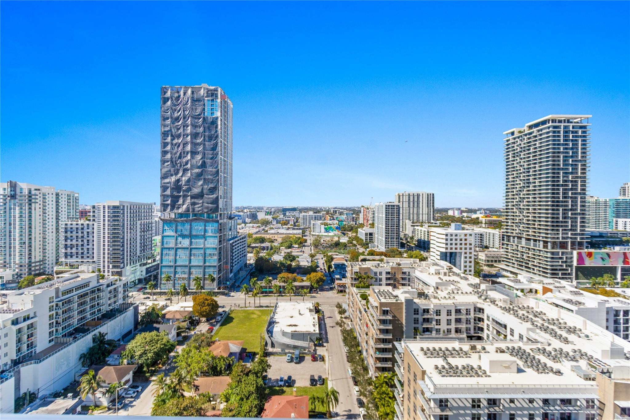 600 Northeast 27th Street, Unit 2301 Miami, FL 33137 - Photo 59 of 77 a view of city with tall buildings