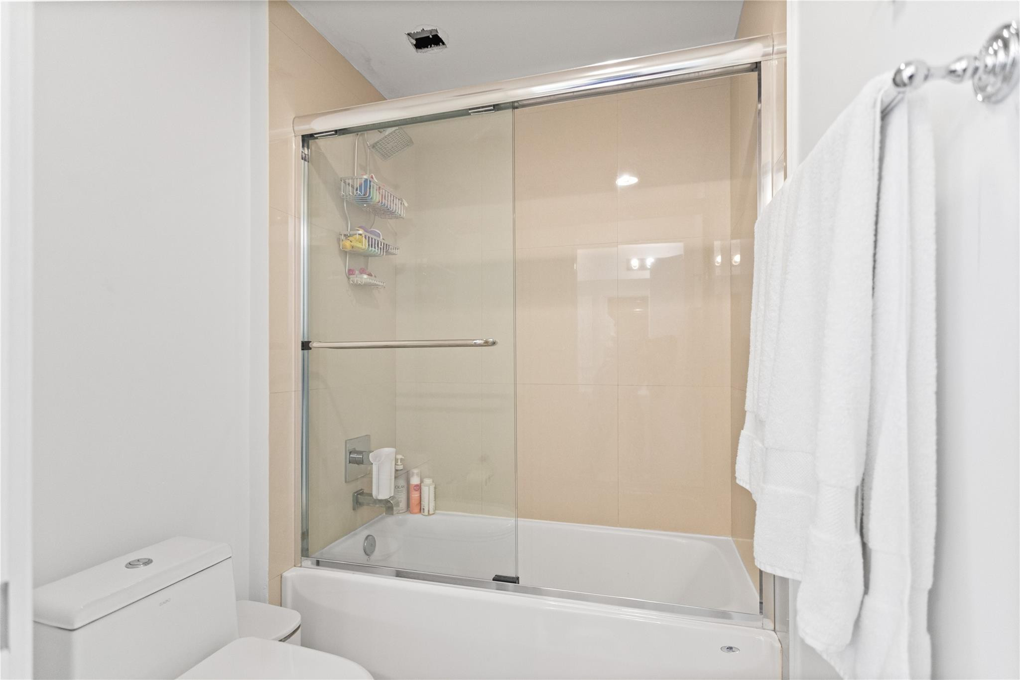 600 Northeast 27th Street, Unit 2301 Miami, FL 33137 - Photo 64 of 77 Photo 64