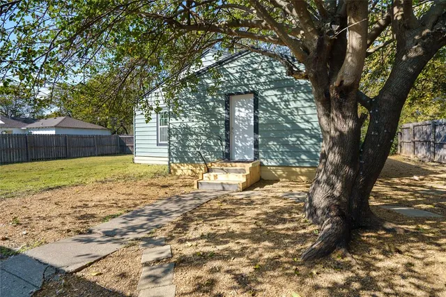 $289,900 | 1208 North Church Street, McKinney, TX 75069