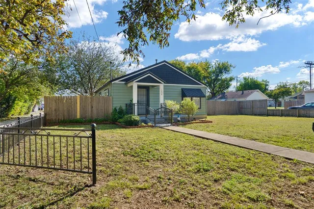 $289,900 | 1208 North Church Street, McKinney, TX 75069