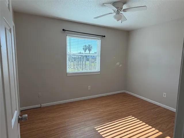 $1,150 | 6723 Heards Lane, Unit 1, Galveston, TX 77551