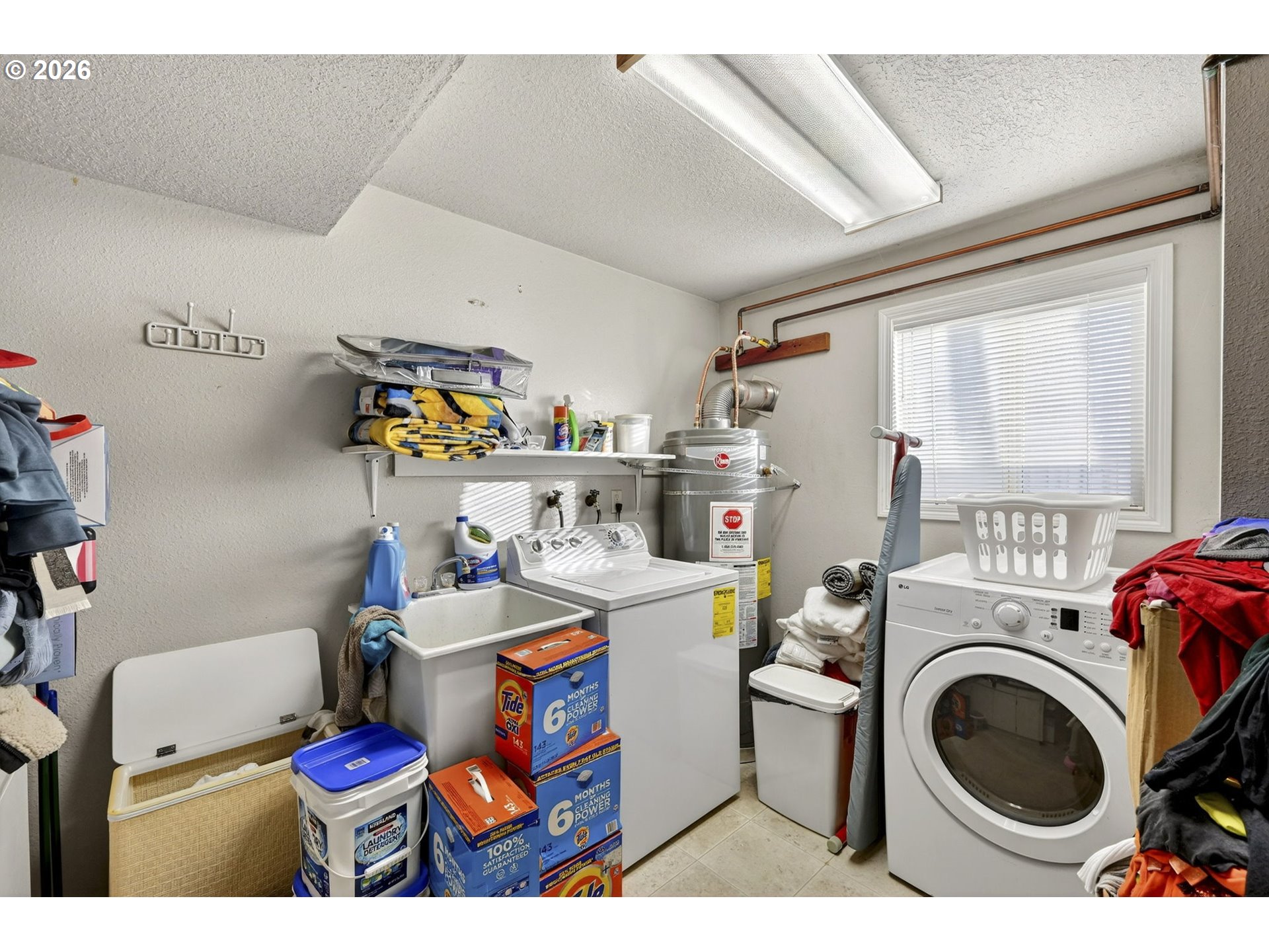 2445 Debok Road West Linn, OR 97068 - Photo 32 of 45 a utility room with sink dryer and washer