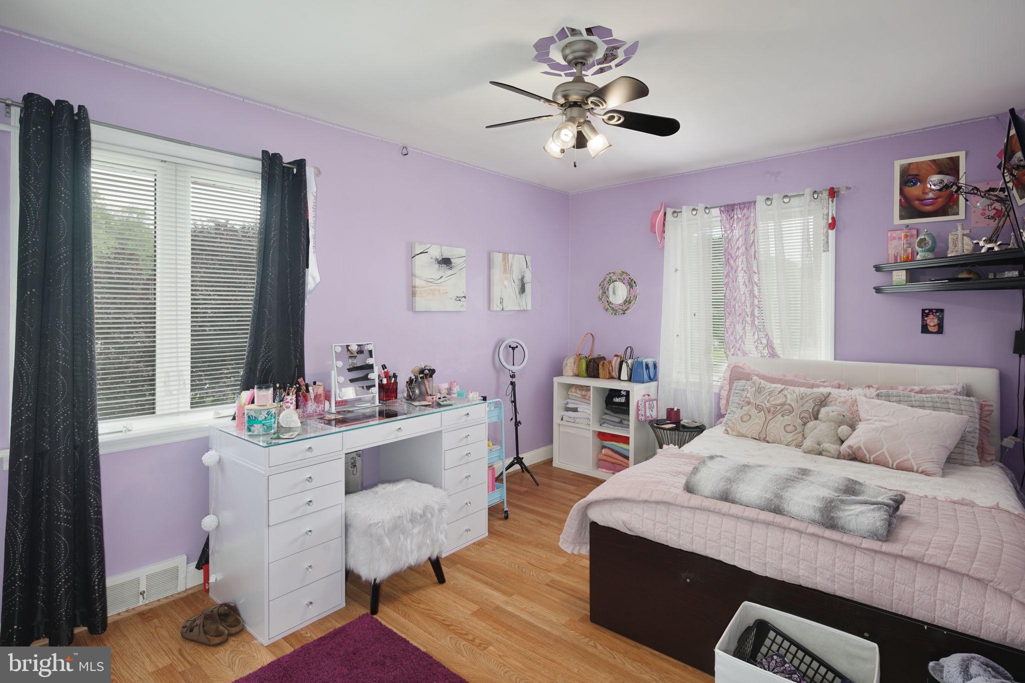 501 Wingate Road Huntingdon Valley, PA 19006 - Photo 21 of 38 BR #2 is spacious @ 10x15