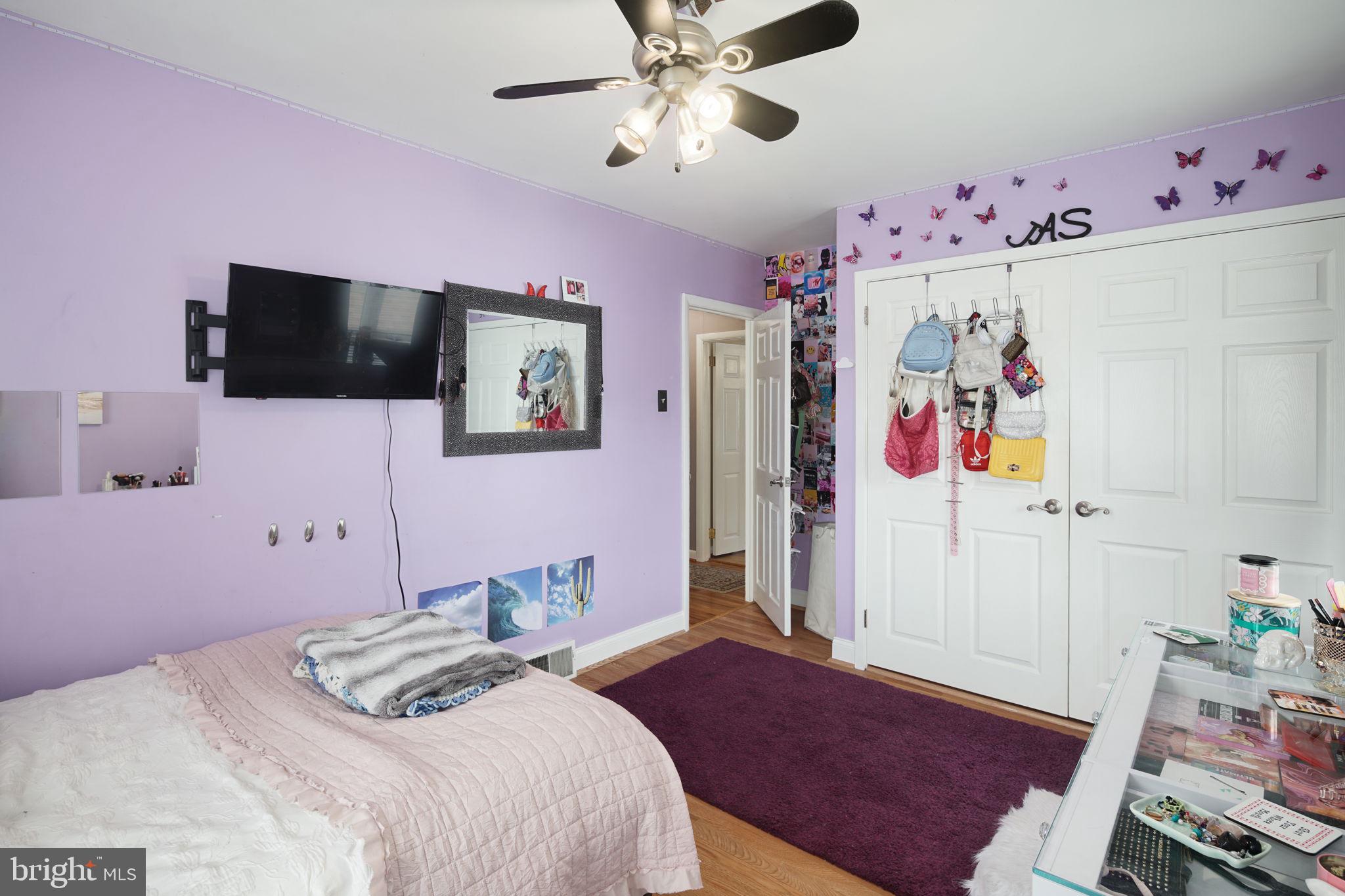 501 Wingate Road Huntingdon Valley, PA 19006 - Photo 22 of 38 w/good closet space