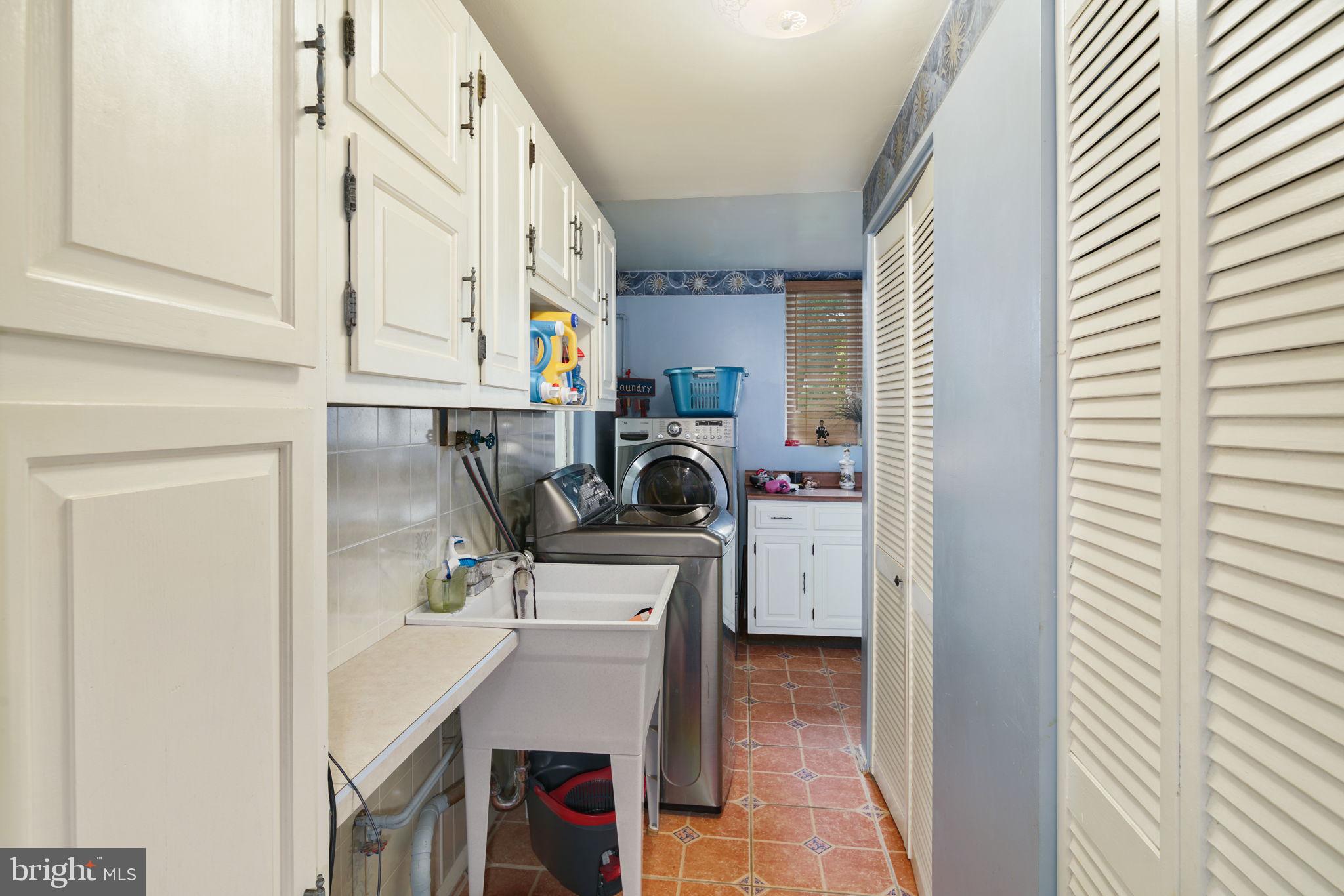 501 Wingate Road Huntingdon Valley, PA 19006 - Photo 28 of 38 Laundry Room w/Storage