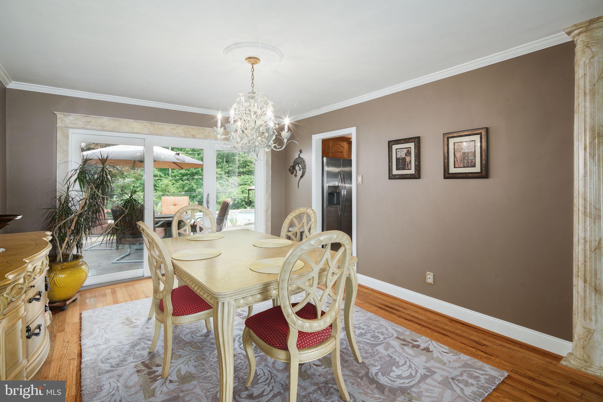 501 Wingate Road Huntingdon Valley, PA 19006 - Photo 10 of 38 Formal/Casual Dining