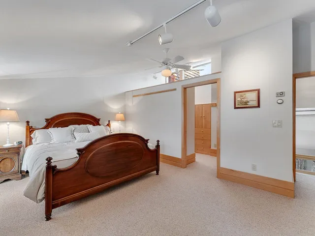 $915,000 | 154 Forum Drive, Unit 2, Warren, VT 05674