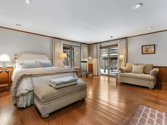 $915,000 | 154 Forum Drive, Unit 2, Warren, VT 05674