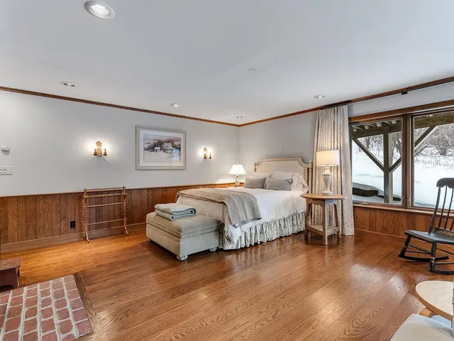 $915,000 | 154 Forum Drive, Unit 2, Warren, VT 05674