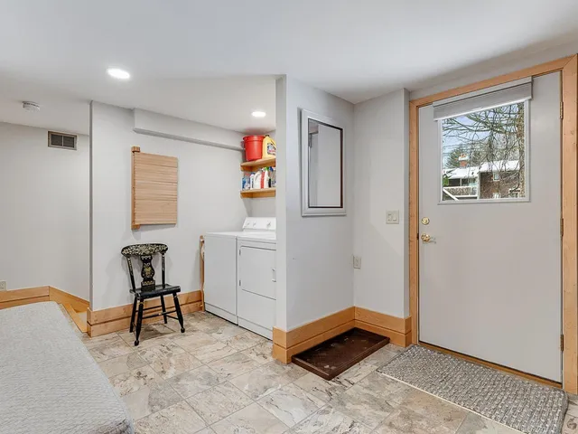 $915,000 | 154 Forum Drive, Unit 2, Warren, VT 05674