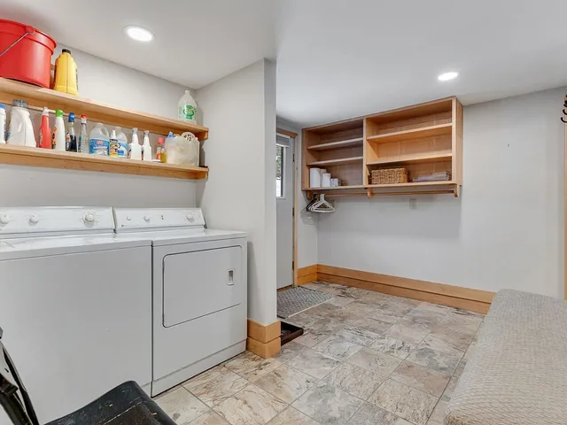 $915,000 | 154 Forum Drive, Unit 2, Warren, VT 05674