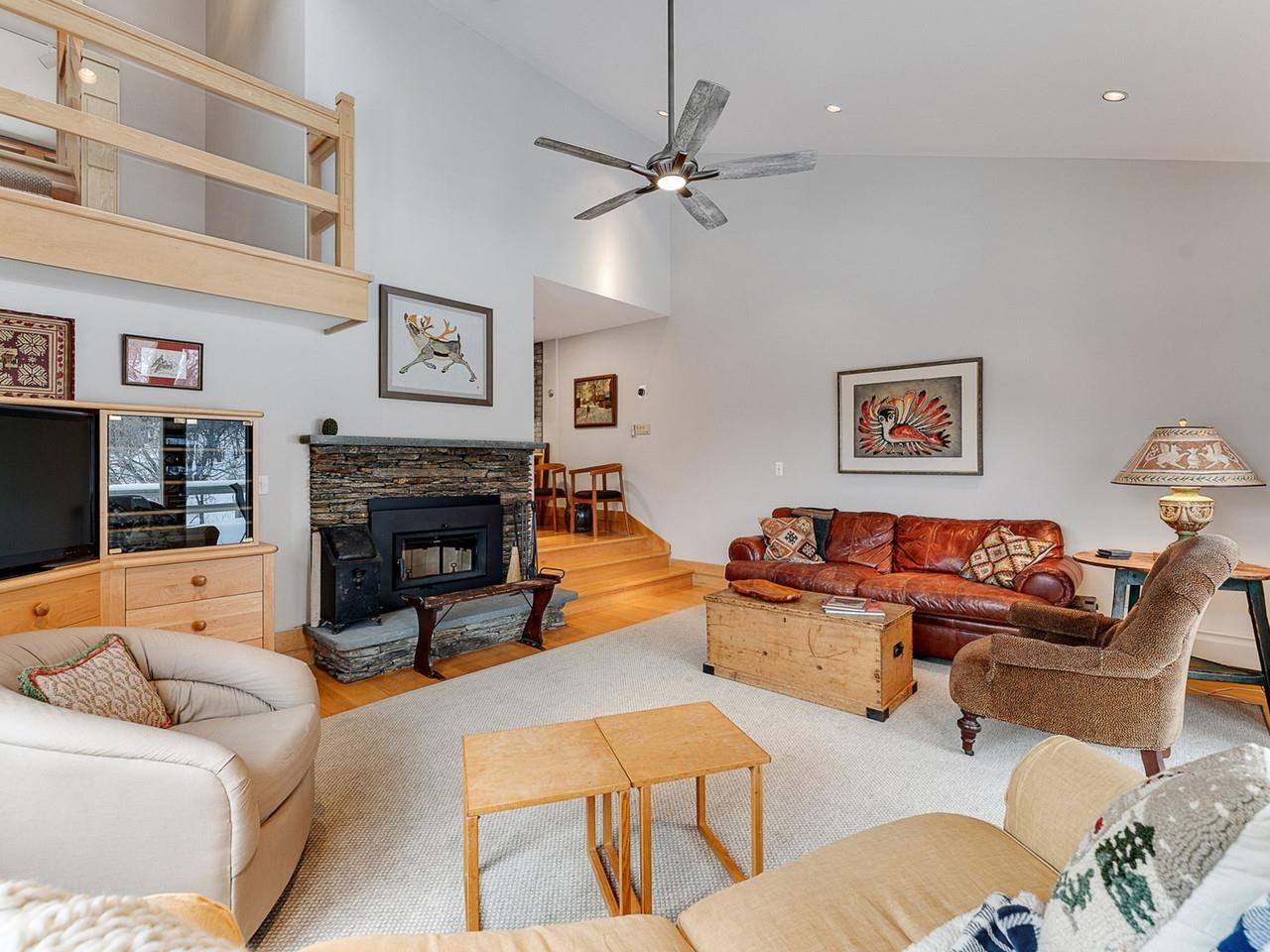 154 Forum Drive, Unit 2 Warren, VT 05674 - Photo 5 of 60