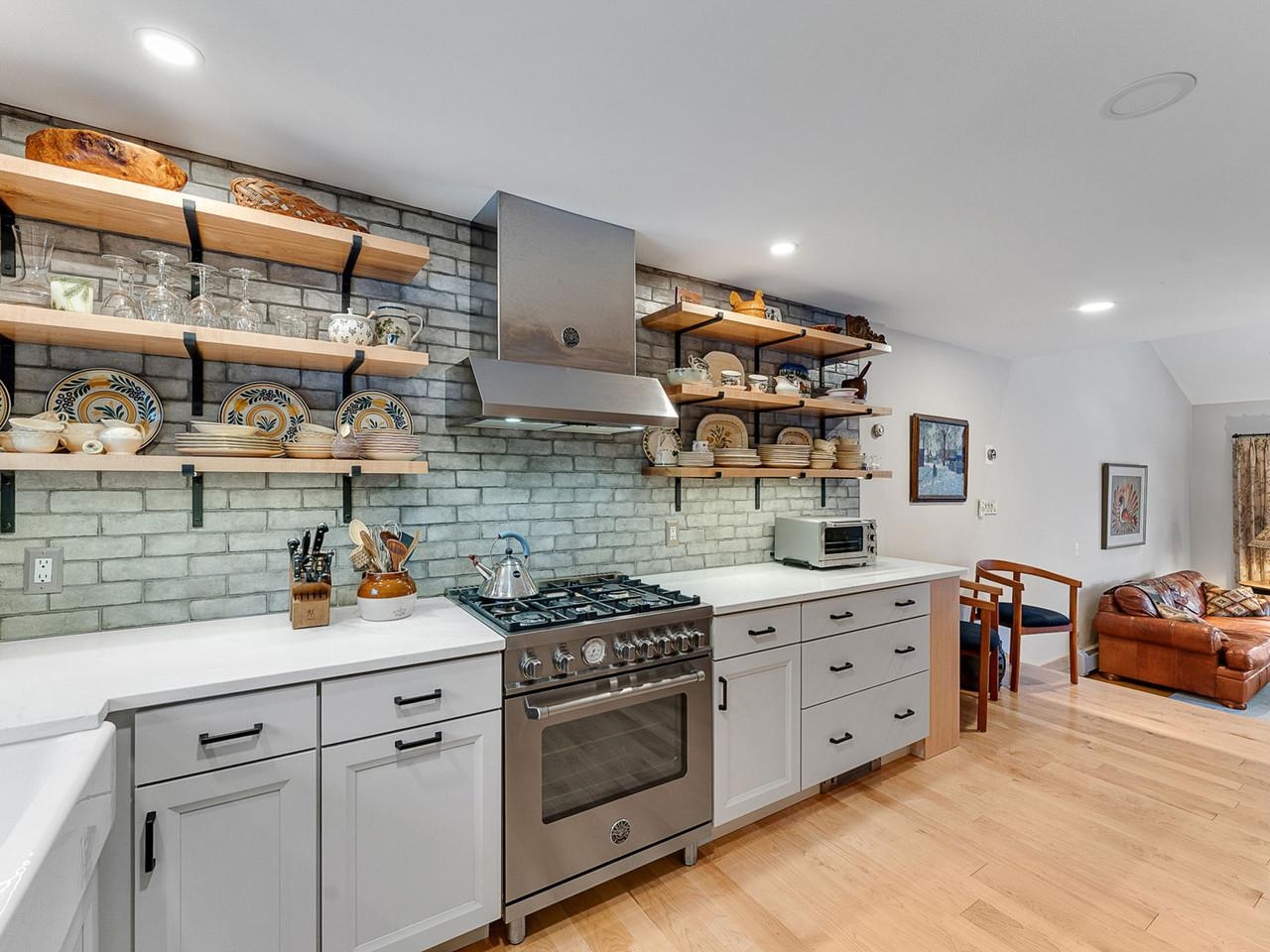 154 Forum Drive, Unit 2 Warren, VT 05674 - Photo 6 of 60