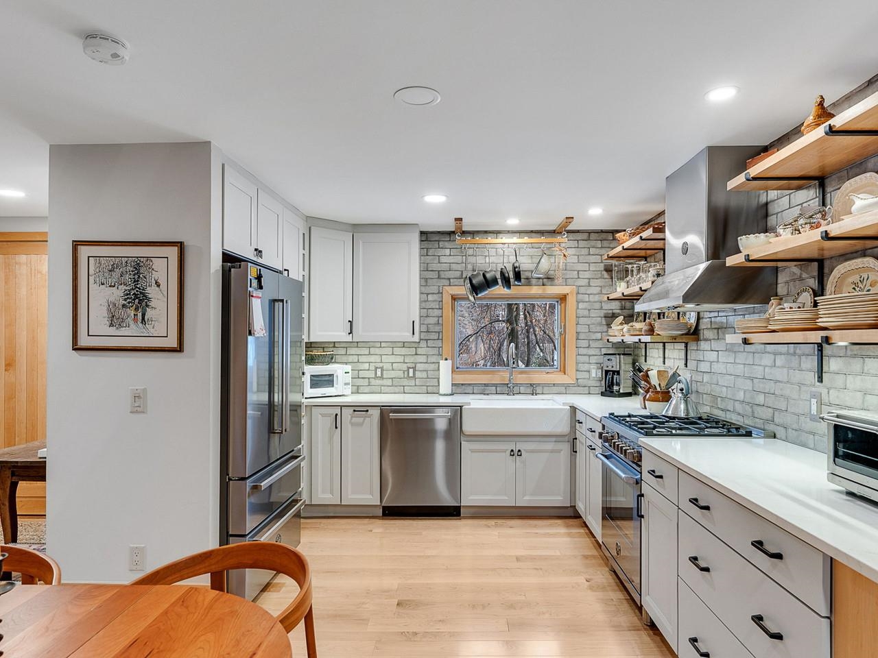 154 Forum Drive, Unit 2 Warren, VT 05674 - Photo 9 of 60