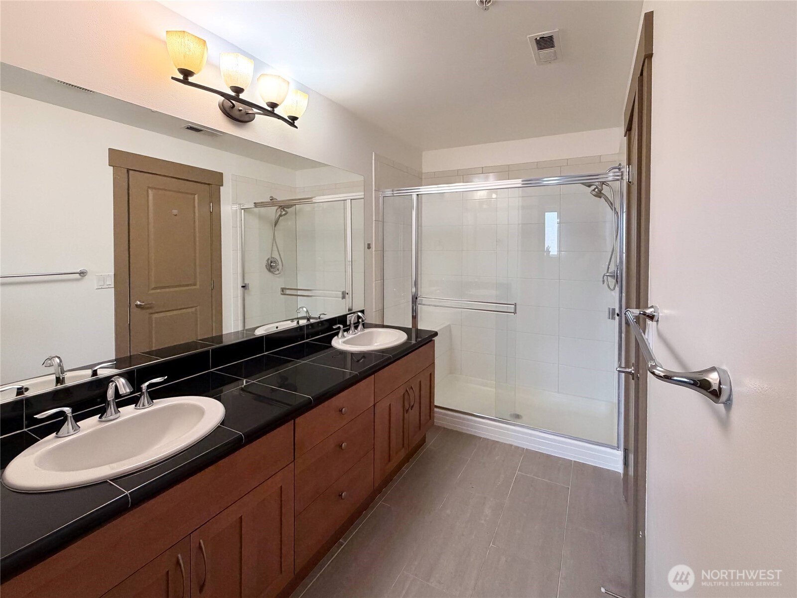 2115 201st Place Southeast, Unit D5 Bothell, WA 98012 - Photo 27 of 34