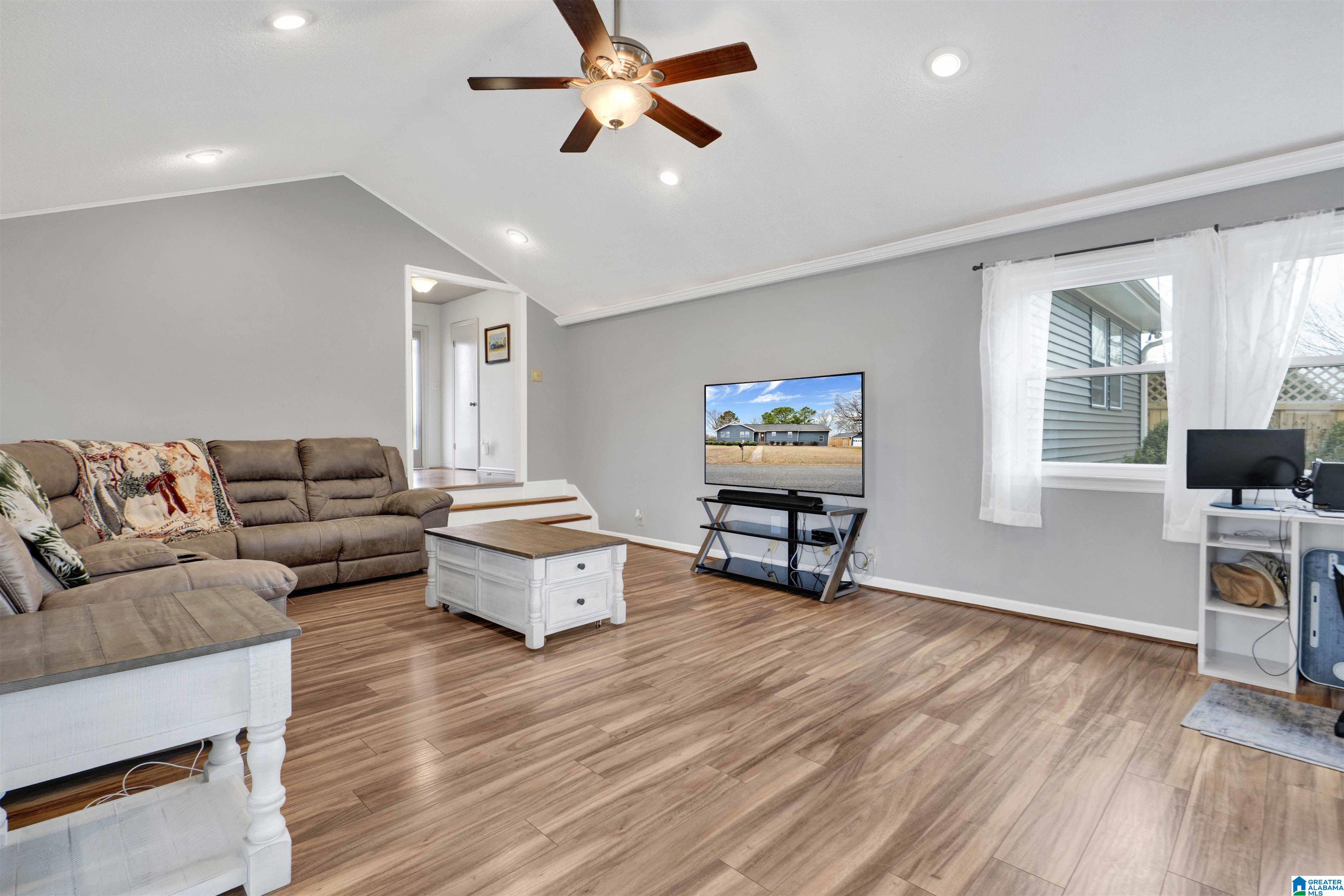 611 Dennis Street Clanton, AL 35045 - Photo 13 of 32
