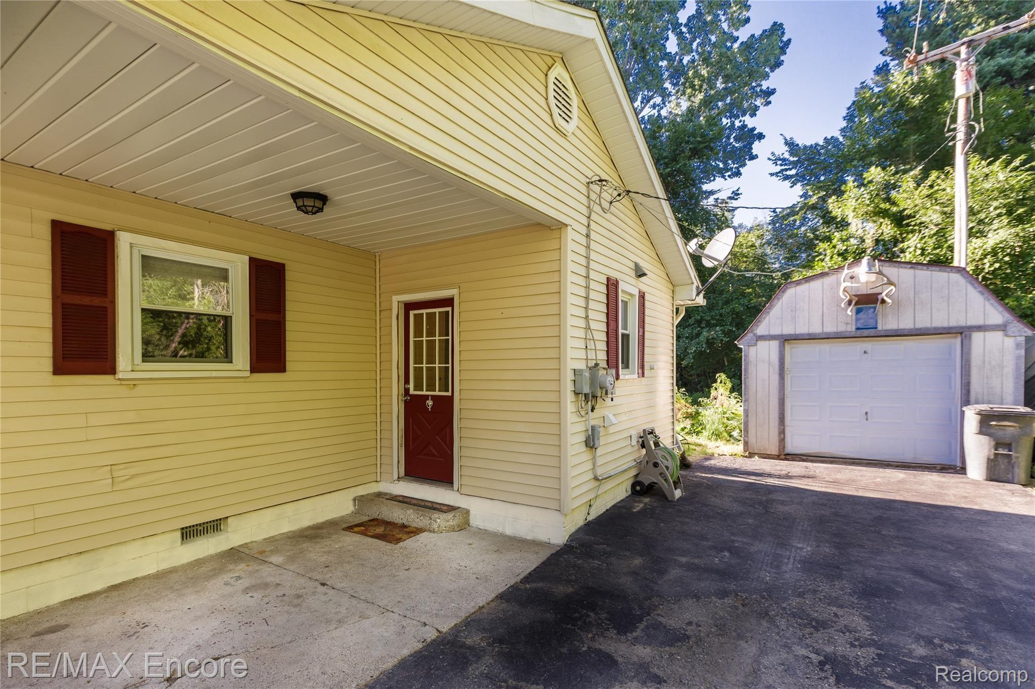 303 East Barnes Road Fostoria, MI 48435 - Photo 8 of 34 2020.08