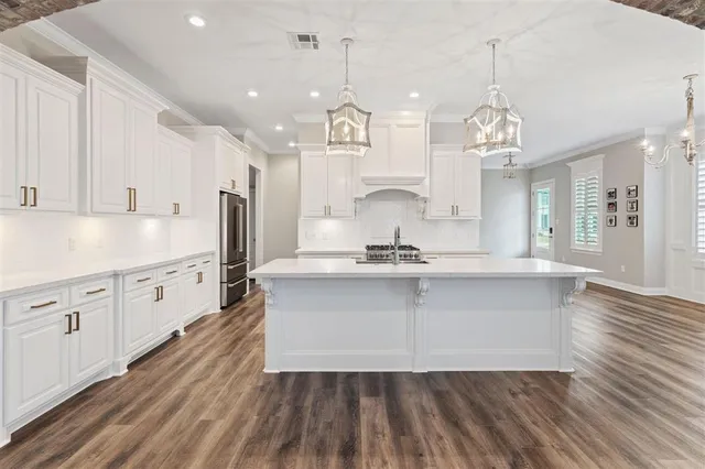 $559,500 | 6539 White Oleander Circle West, Lake Charles, LA 70605