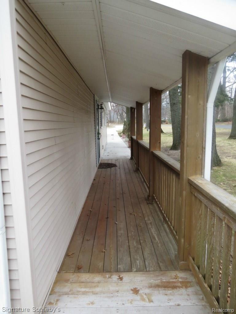 9613 Norman Road Clarkston, MI 48348 - Photo 22 of 32 IMG_4422.jpg