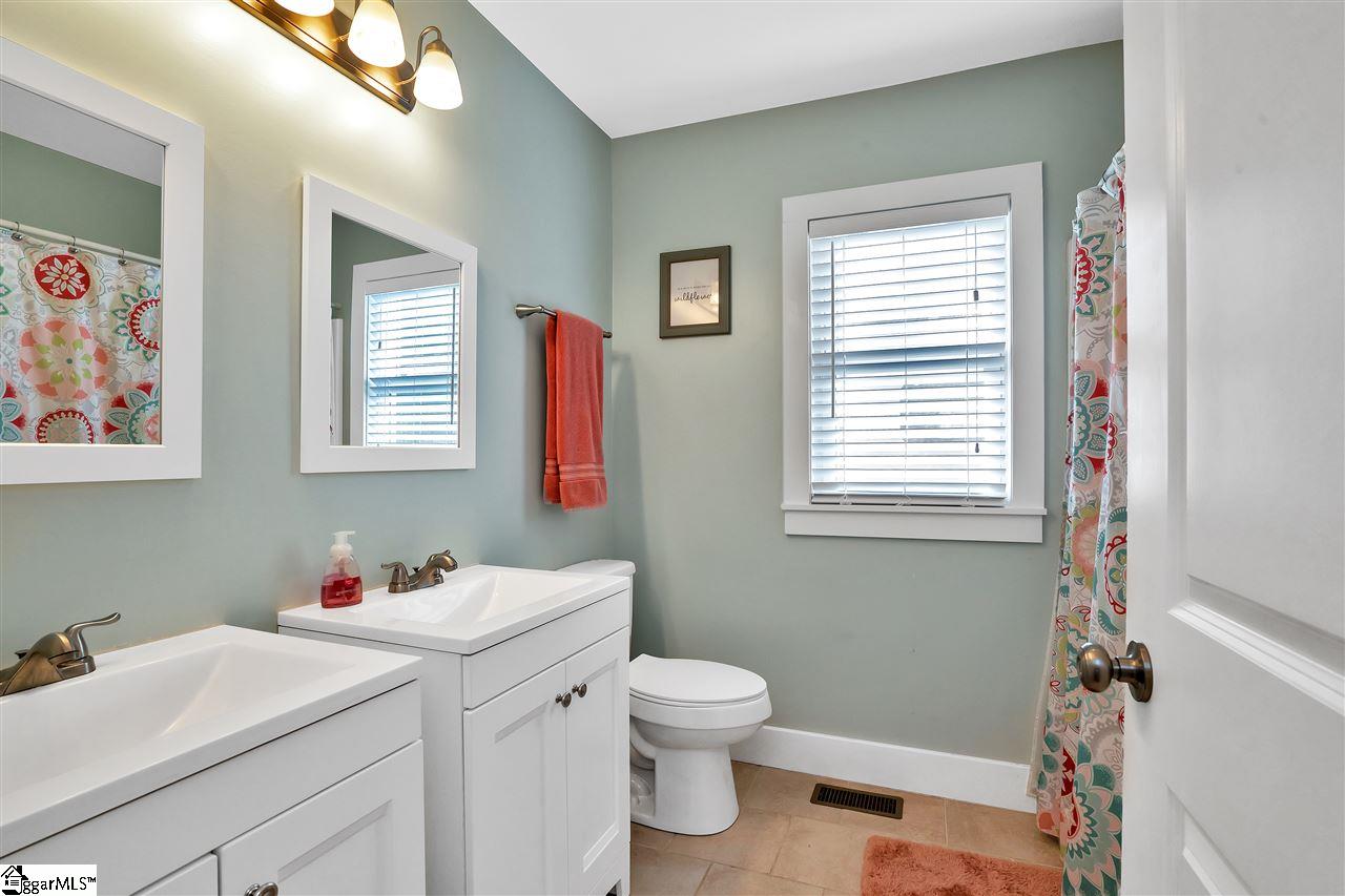110 Merrimeadows Road Easley, SC 29642 - Photo 11 of 24 Gallery Image 11