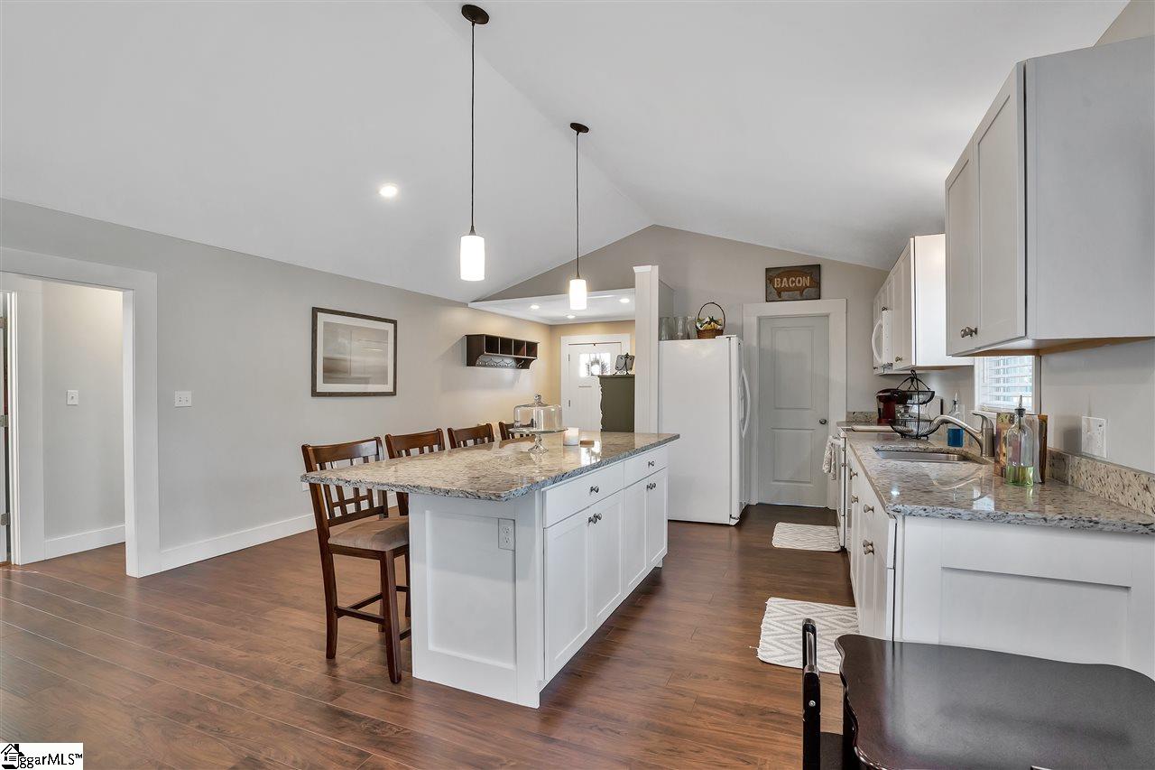 110 Merrimeadows Road Easley, SC 29642 - Photo 4 of 24 Gallery Image 4