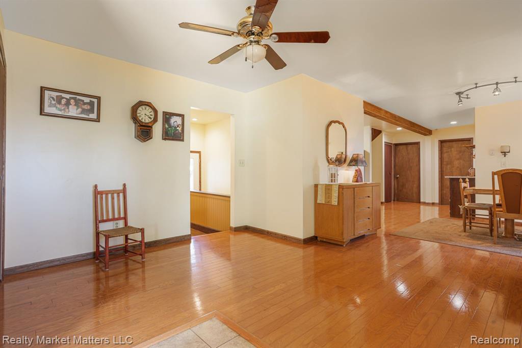 1831 Roods Lake Road Lapeer, MI 48446 - Photo 18 of 56