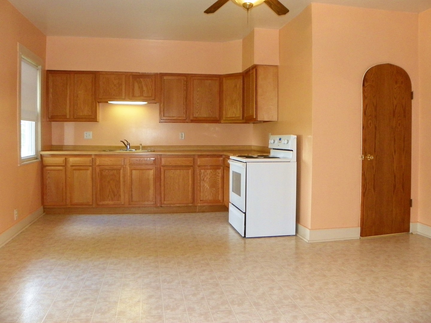 1360 Scully Road Dwight, IL 60420 - Photo 2 of 31 Gallery Image 2