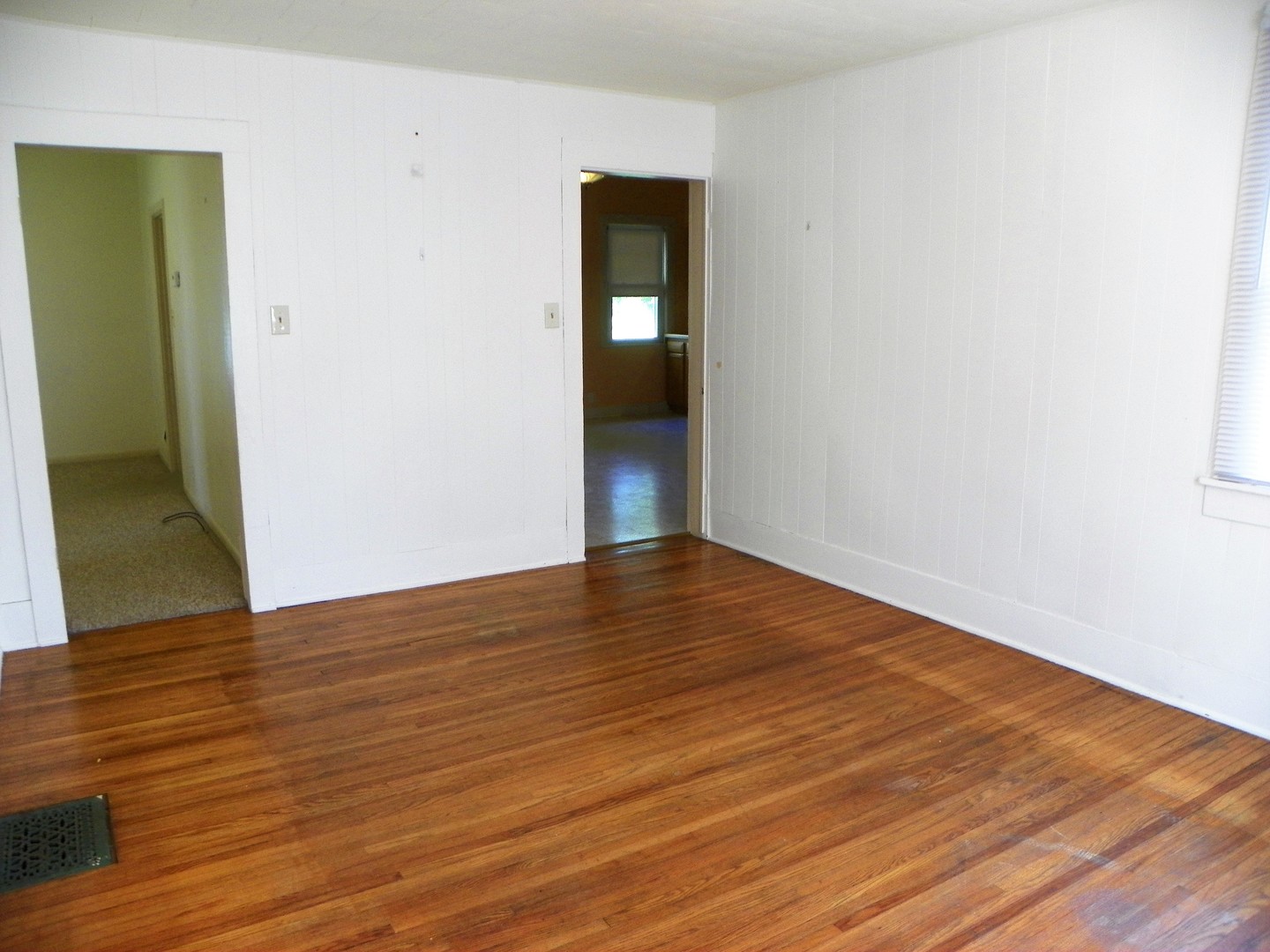 1360 Scully Road Dwight, IL 60420 - Photo 4 of 31 Gallery Image 4