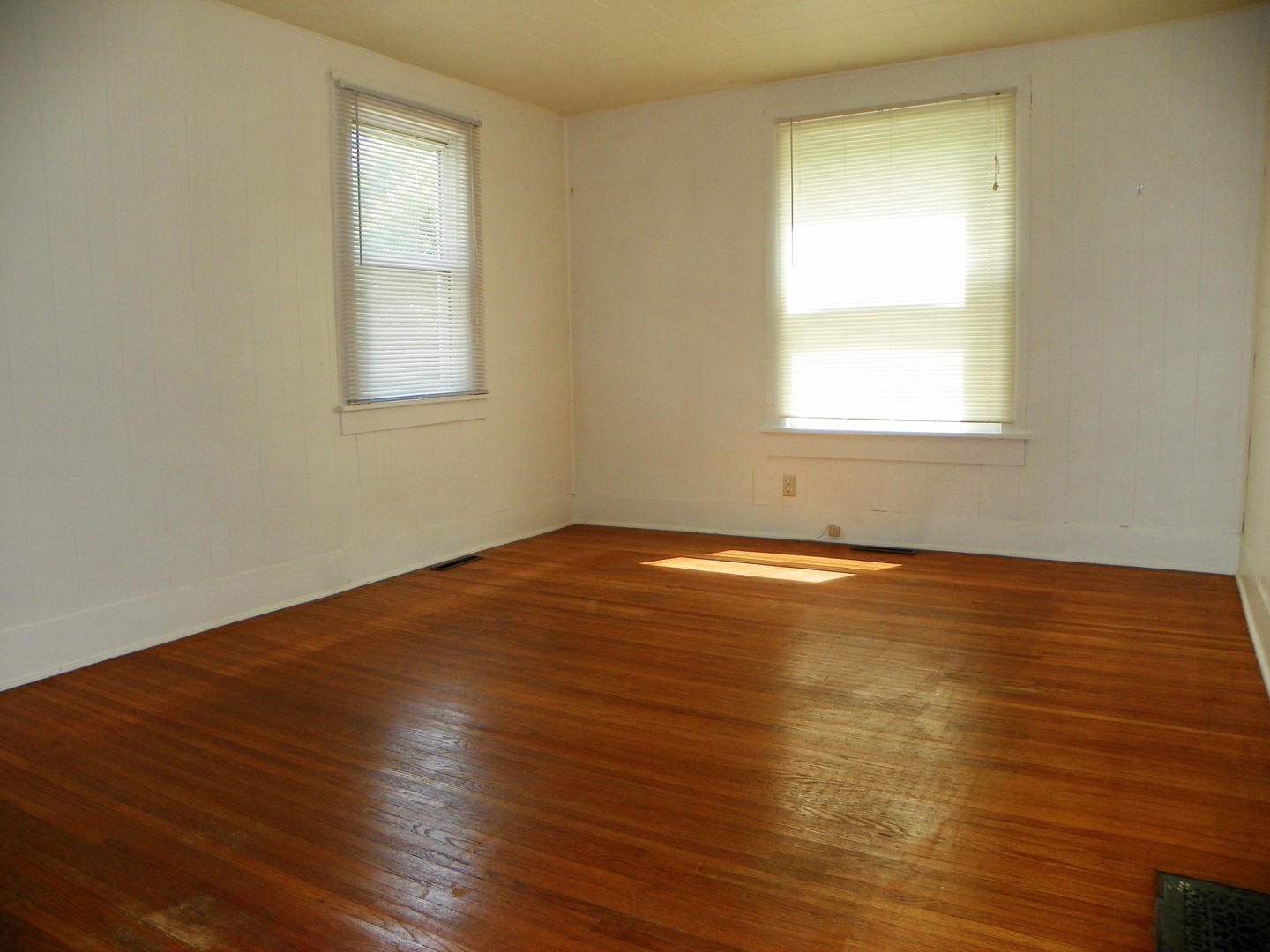 1360 Scully Road Dwight, IL 60420 - Photo 8 of 31 Gallery Image 8