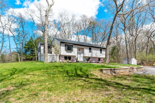 $699,000 | 433 Gravelly Hill Road, South Kingstown, RI 02879