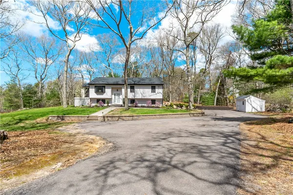 $699,000 | 433 Gravelly Hill Road, South Kingstown, RI 02879