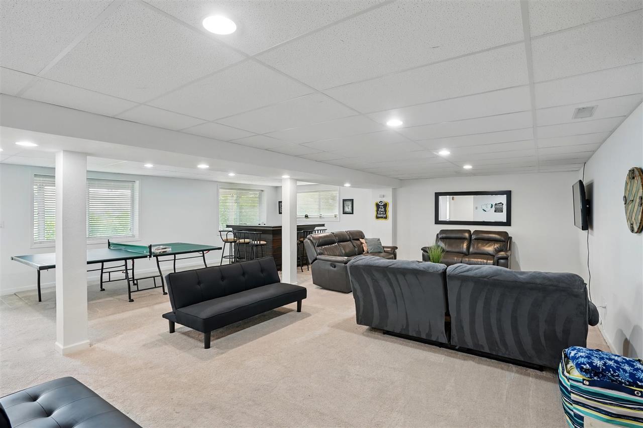 2320 Rice Ridge Lane Northeast North Liberty, IA 52317 - Photo 28 of 71 Family room