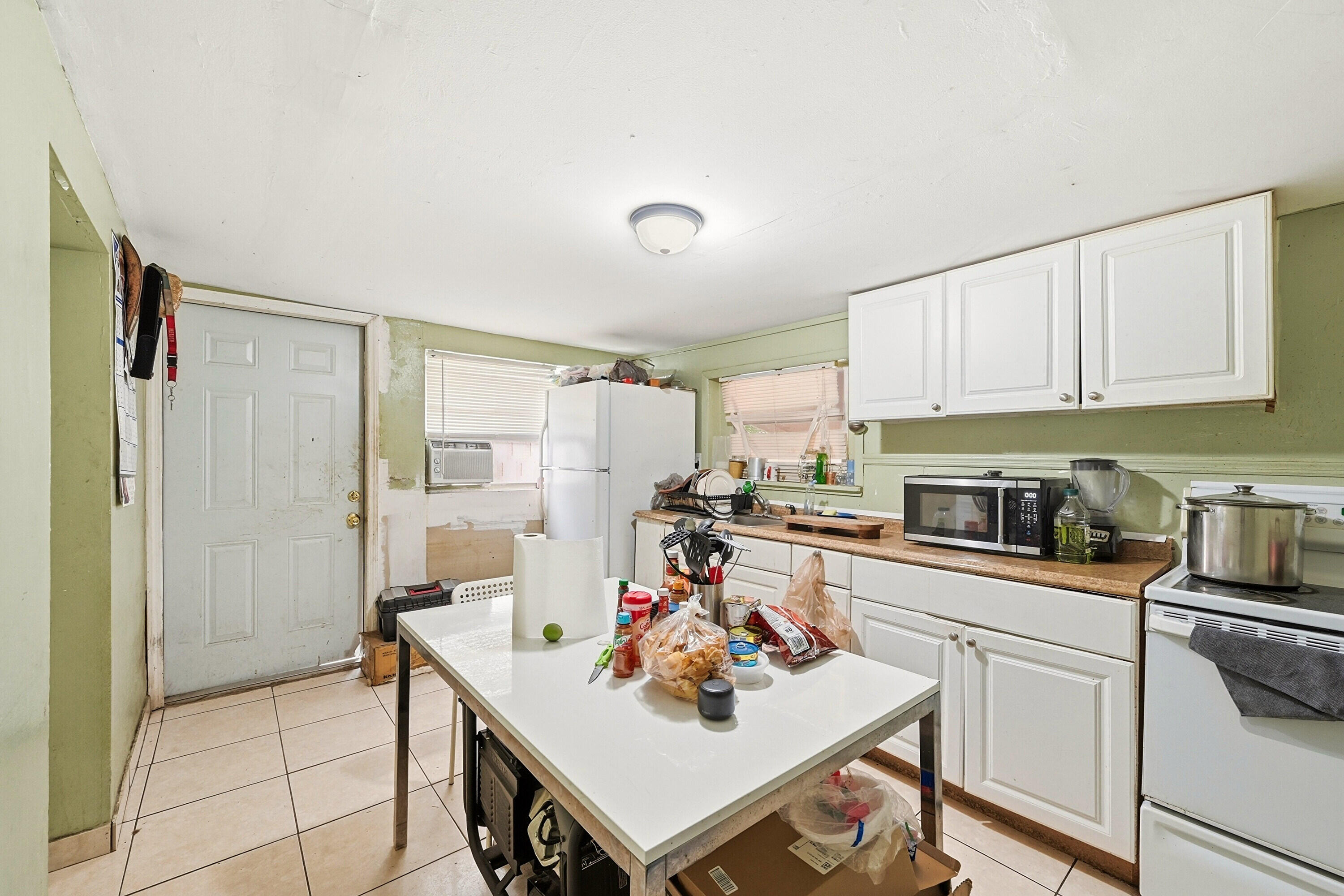 700 Southwest 8th Street Pompano Beach, FL 33060 - Photo 25 of 32 29_stl_0649