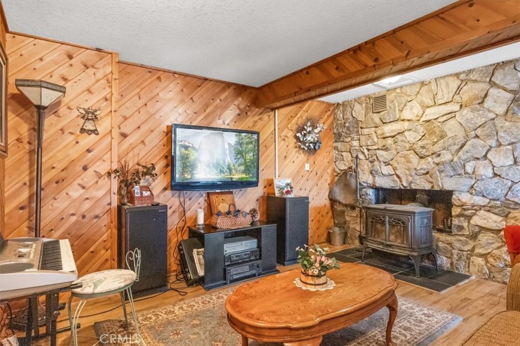 24087 Clover Spring Road Tehachapi, CA 93561 - Photo 46 of 73