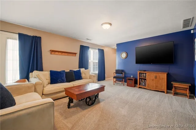 $385,000 | 3808 Laurens Circle, New Albany, IN 47150