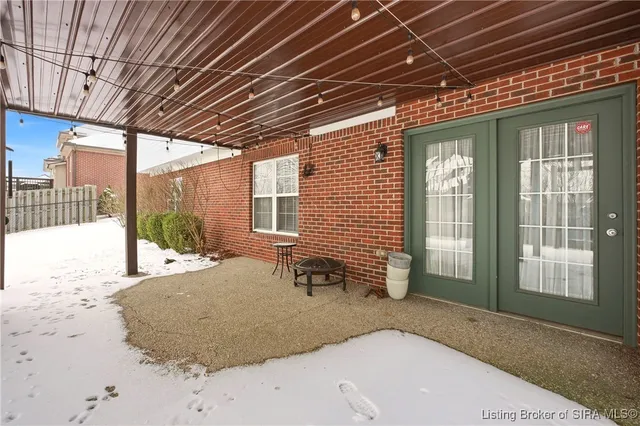 $385,000 | 3808 Laurens Circle, New Albany, IN 47150