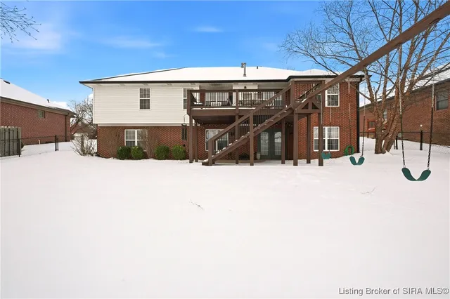 $385,000 | 3808 Laurens Circle, New Albany, IN 47150