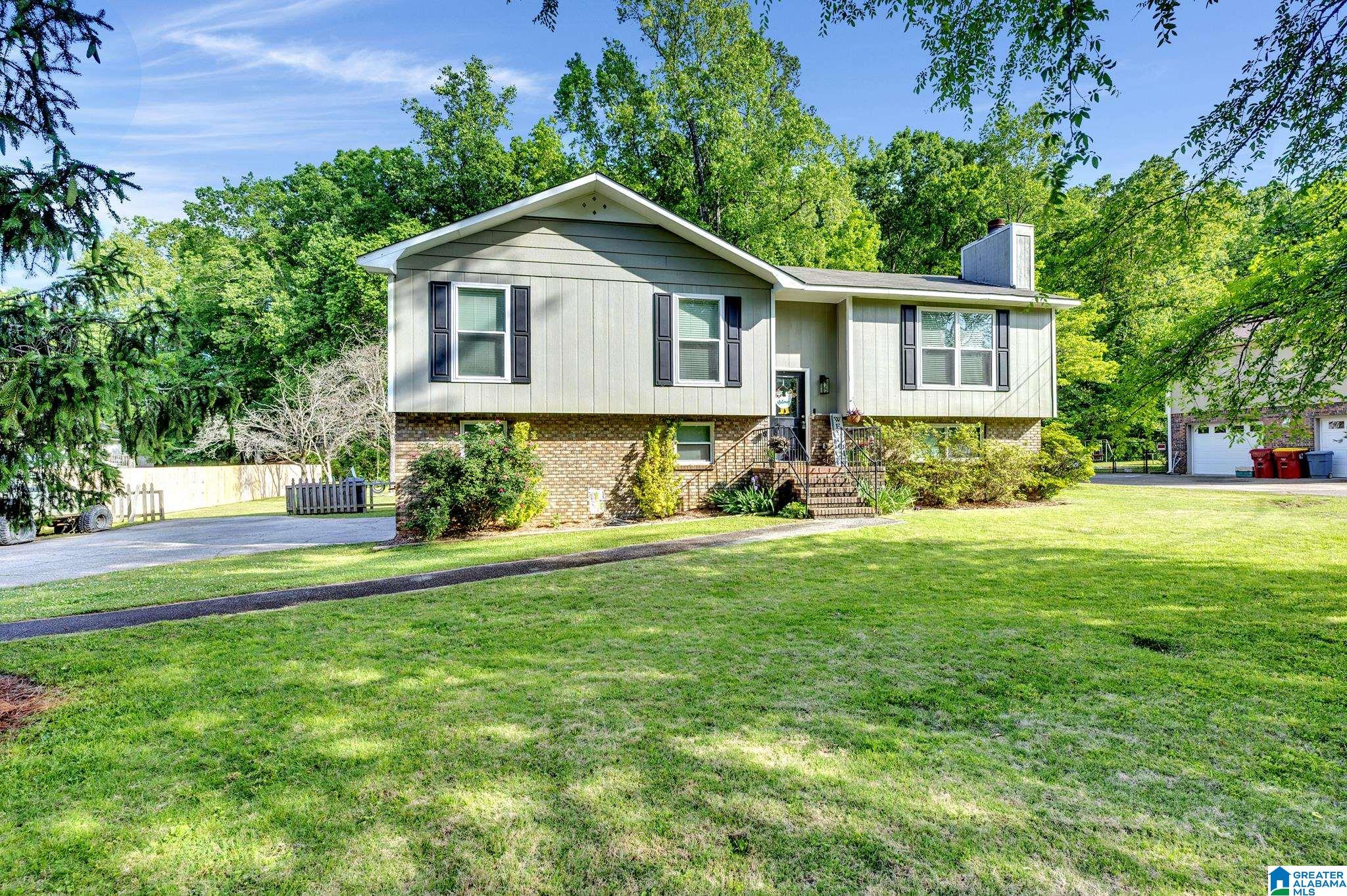 6610 Mcduffie Road Pinson, AL 35126 - Photo 2 of 24