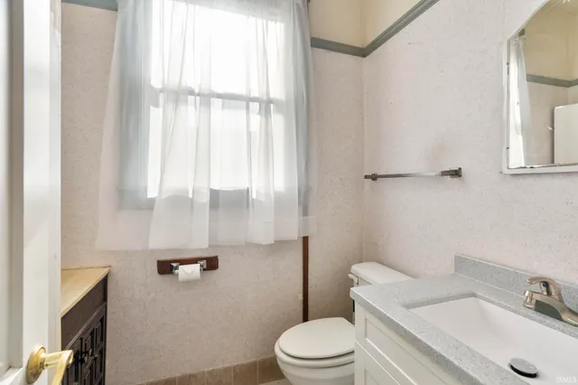 $169,900 | 715 South 5th Street, Lafayette, IN 47905