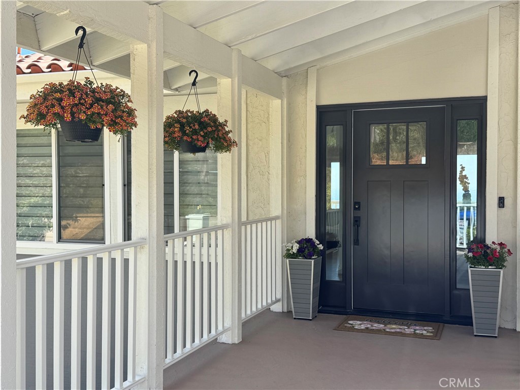 30902 Rue De La Pierre Rancho Palos Verdes, CA 90275 - Photo 6 of 66 Entry at front