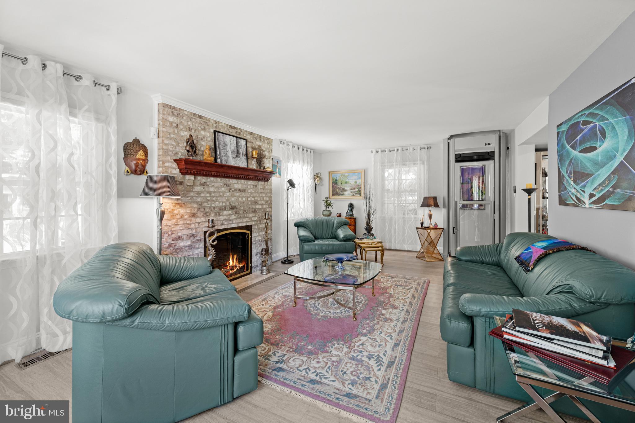 9307 Montpelier Drive Laurel, MD 20708 - Photo 7 of 69 Living Room