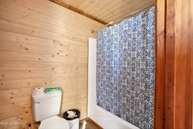 $185,000 | 212 Gordon Road, Lucedale, MS 39452